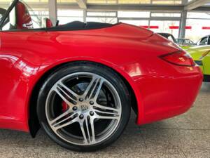 Image 10/19 of Porsche 911 Carrera S (2006)