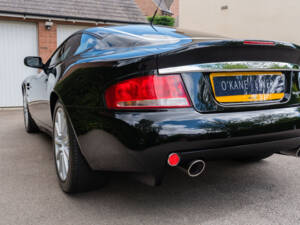 Bild 19/42 von Aston Martin V12 Vanquish S Ultimate Edition (2007)