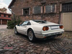 Imagen 16/65 de Ferrari 208 GTS Turbo (1987)