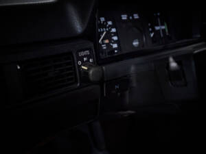 Bild 63/98 von Volvo 244 DL (1975)