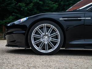 Image 33/36 of Aston Martin DBS (2008)