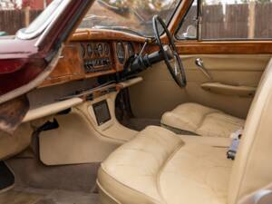 Bild 19/37 von Jaguar Mk X 4.2 (1967)