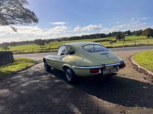 Image 23/43 of Jaguar E-Type V12 (1972)