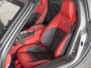 Image 35/56 de Mercedes-Benz SLS AMG (2011)