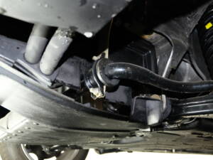 Image 28/40 of Mercedes-Benz 250 TD (1990)