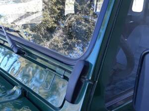 Image 15/34 of Land Rover Defender 90 Td5 (2000)