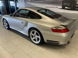 Immagine 8/20 di Porsche 911 Turbo (2000)