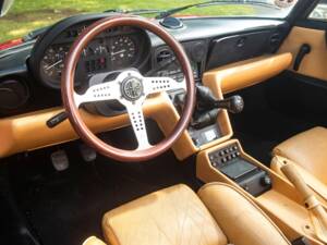 Bild 4/18 von Alfa Romeo 2.0 Spider (1991)