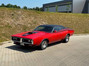 Image 2/81 of Dodge Charger Super Bee 440 (1971)
