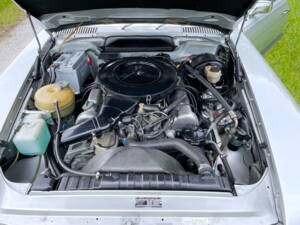 Image 15/16 of Mercedes-Benz 350 SLC (1975)