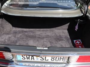 Image 44/59 of Mercedes-Benz 500 SLC (1980)