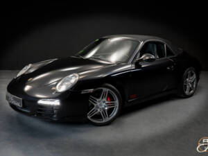 Image 21/24 de Porsche 911 Carrera S (2009)