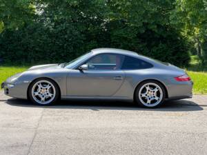 Image 8/53 of Porsche 911 Carrera (2008)