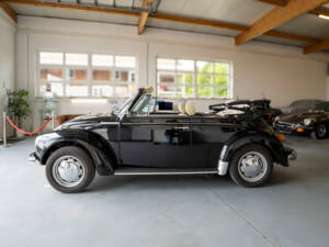 Image 3/34 of Volkswagen Beetle 1303 (1973)