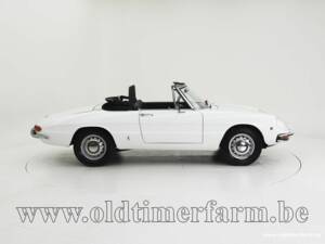 Image 6/15 of Alfa Romeo 1300 Spider Junior (1969)