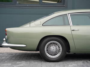 Image 9/41 de Aston Martin DB 5 (1964)