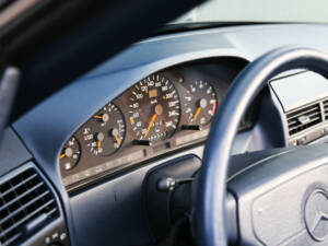 Bild 37/42 von Mercedes-Benz SL 600 (1994)