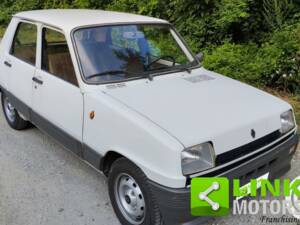 Image 1/10 de Renault R 5 TL (1982)