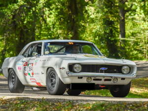 Image 8/37 of Chevrolet Camaro SS Sport (1969)