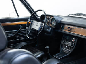 Image 8/26 of Audi 100 Coupe S (1973)