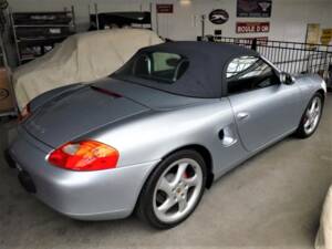 Image 24/48 of Porsche Boxster S (2001)