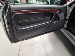 Bild 39/41 von Mercedes-Benz SL 320 (1998)