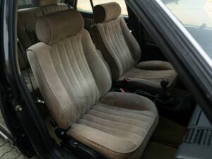 Bild 16/40 von Lancia Thema 6V (1985)