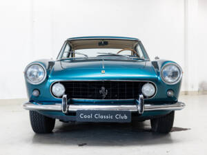 Image 2/33 of Ferrari 250 GTE (1962)