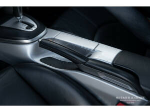 Image 25/34 of Porsche 911 Carrera S (2005)