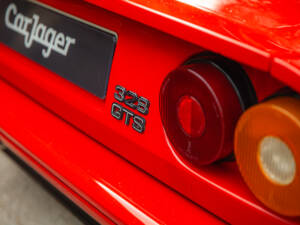 Image 36/95 of Ferrari 328 GTS (1988)