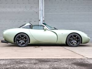 Image 2/15 of TVR Tuscan Speed Six (2001)