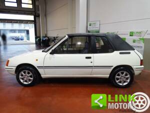 Image 4/10 of Peugeot 205 CJ (1990)