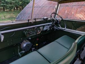 Image 24/42 of Land Rover 80 (1951)
