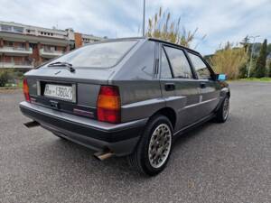 Bild 9/37 von Lancia Delta HF Integrale 16V (1990)