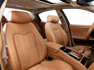 Image 21/39 de Maserati Quattroporte S 4.7 (2009)