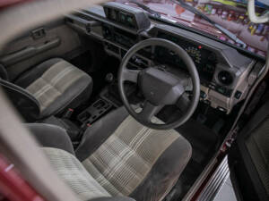 Image 2/46 de Toyota Land Cruiser 2.4 LX Turbo (1992)