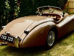 Image 14/50 de Jaguar XK 120 OTS (1950)