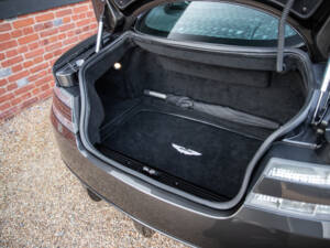 Bild 63/71 von Aston Martin DBS (2011)