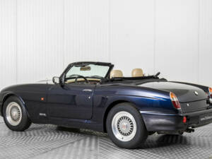 Immagine 6/50 di MG RV8 (1991)