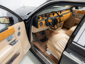 Immagine 7/40 di Rolls-Royce Phantom VII (2005)