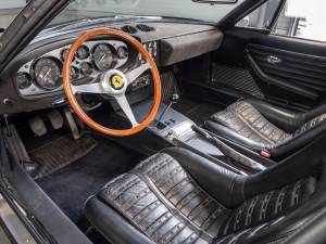 Image 14/27 de Ferrari 365 GTB&#x2F;4 Daytona (1972)