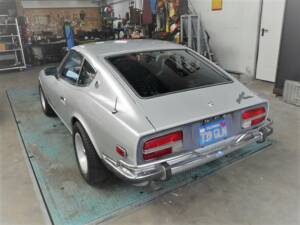 Image 6/50 of Datsun 240 Z (1973)