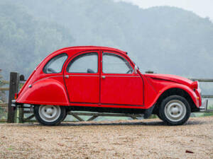 Image 6/29 de Citroën 2 CV 6 (1990)