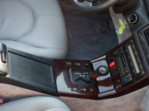 Bild 39/75 von Mercedes-Benz SL 500 (1997)