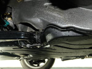Image 30/40 of Mercedes-Benz 250 TD (1990)