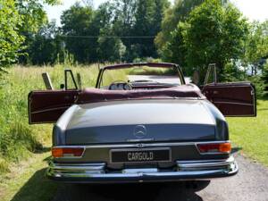 Bild 5/13 von Mercedes-Benz 280 SE (1971)
