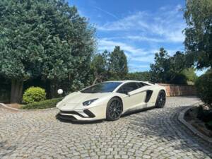 Immagine 2/13 di Lamborghini Aventador S (2017)