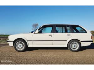 Imagen 15/35 de BMW 325ix Touring (1991)