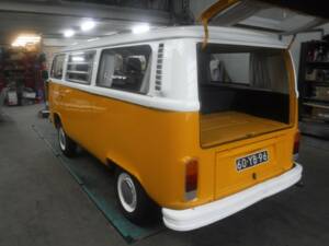 Bild 30/45 von Volkswagen T2 a&#x2F;b (1977)