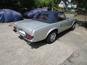 Image 7/27 of Mercedes-Benz 230 SL (1964)